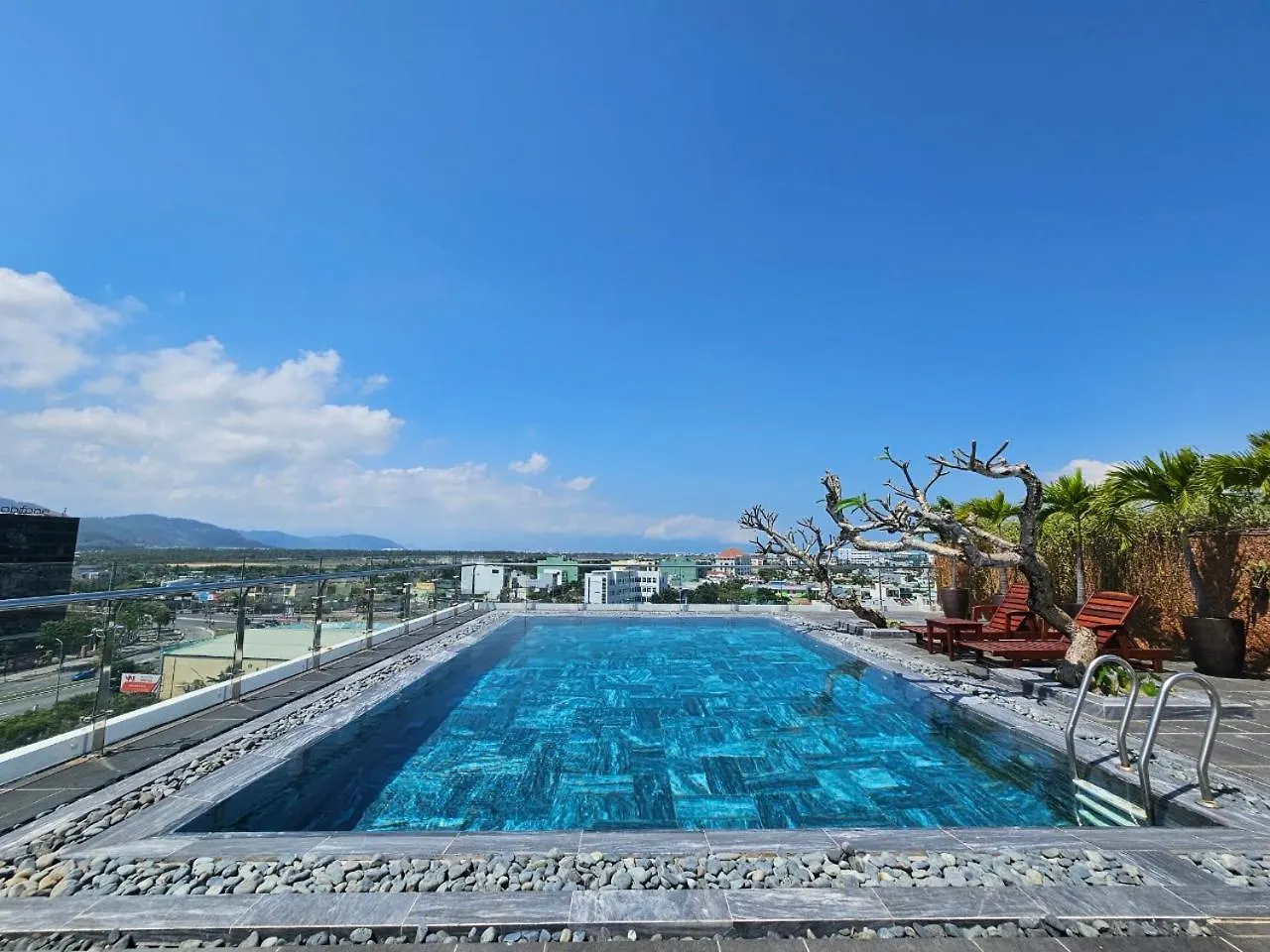 Mtr Apartment & Hotel Đà Nẵng